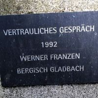 Tafel Vertrauliches Gespräch